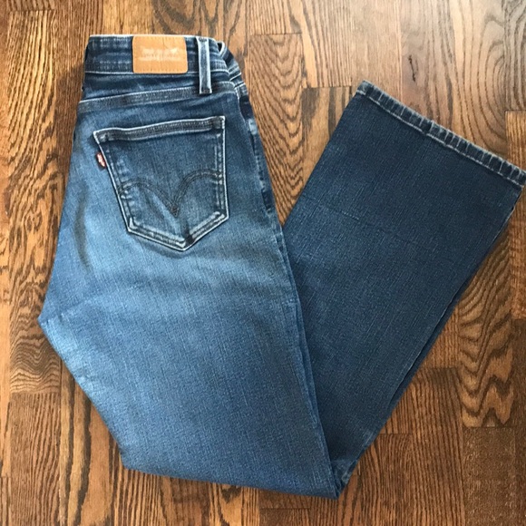 Levi’s 529 Curvy Bootcut Jeans - Picture 3 of 11